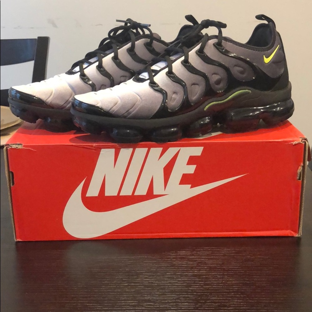 Air Vapormax Plus